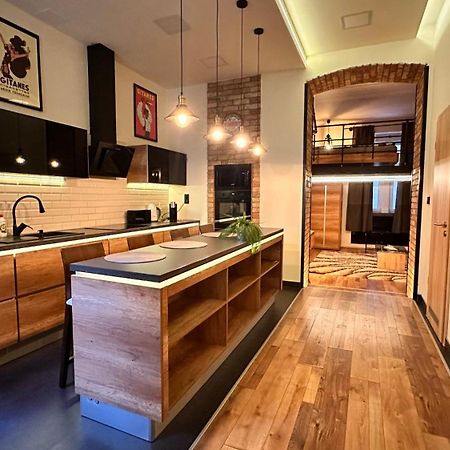 Ultra Modern Home Budapest Kültér fotó